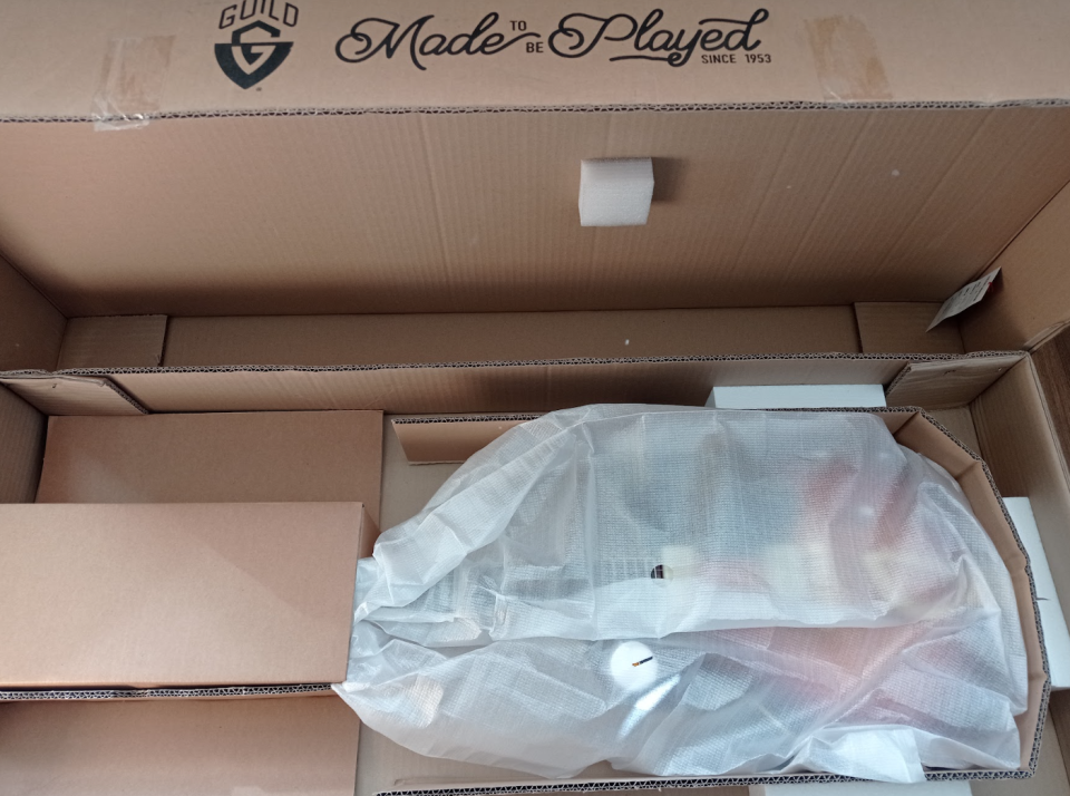 Guitarra Guild M-75 Aristocrat Antique - NUEVA de segunda mano · Foto 6 de 6 · La Rioja · 1100 €