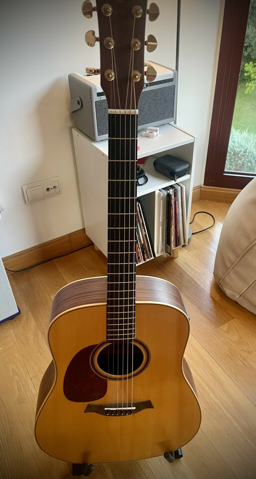 Guitarra acústica Raimundo Zurda