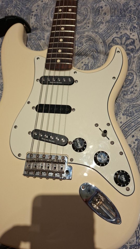 Fender Stratocaster Ritchie Blackmore signature de segunda mano · Foto 1 de 5 · Cádiz · 1400 €