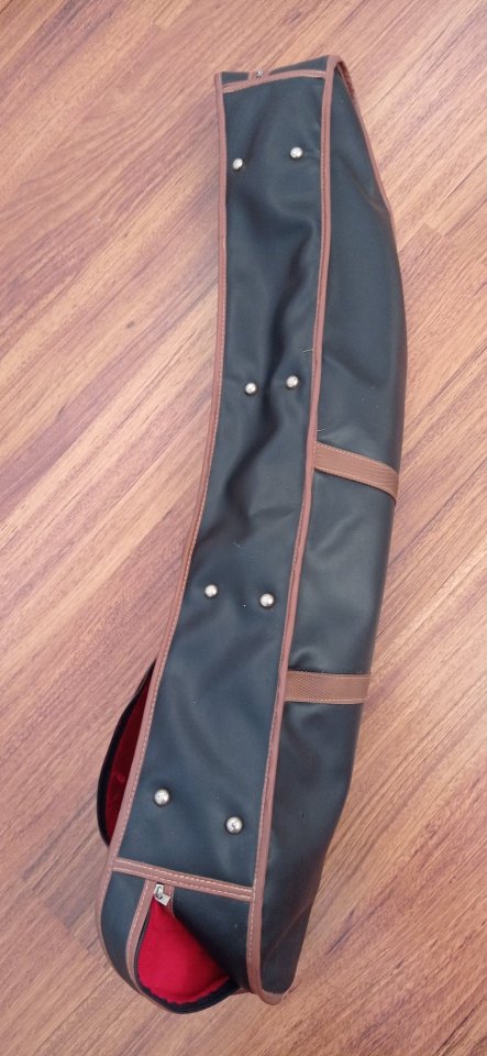 Funda vintage para guitarra acústica de segunda mano · Foto 8 de 8 · Cuenca · 35 €