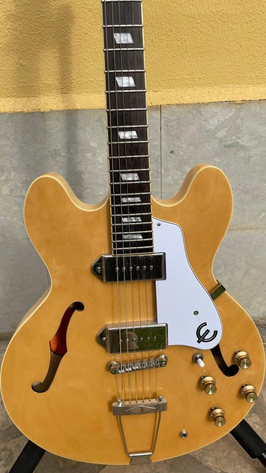 Guitarra Eléctrica Epiphone Casino