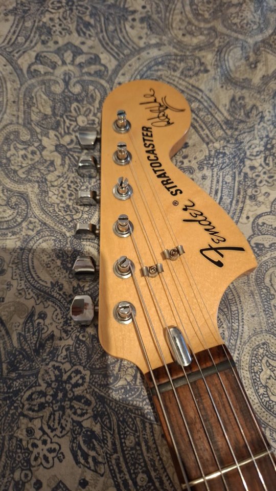 Fender Stratocaster Ritchie Blackmore signature de segunda mano · Foto 3 de 5 · Cádiz · 1400 €