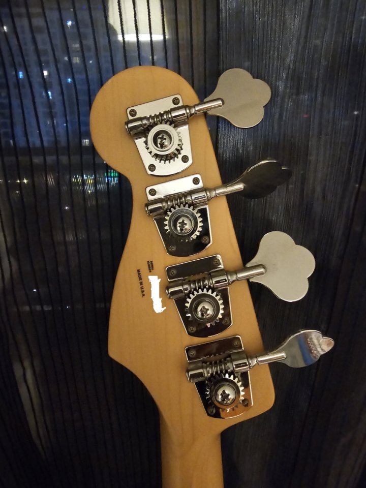 Fender Jazz Bass - Highway One 2007 Midnight Wine MADE IN USA