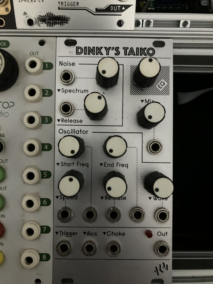 Vendo o cambio módulos eurorack de segunda mano · Foto 3 de 4 · Badajoz
