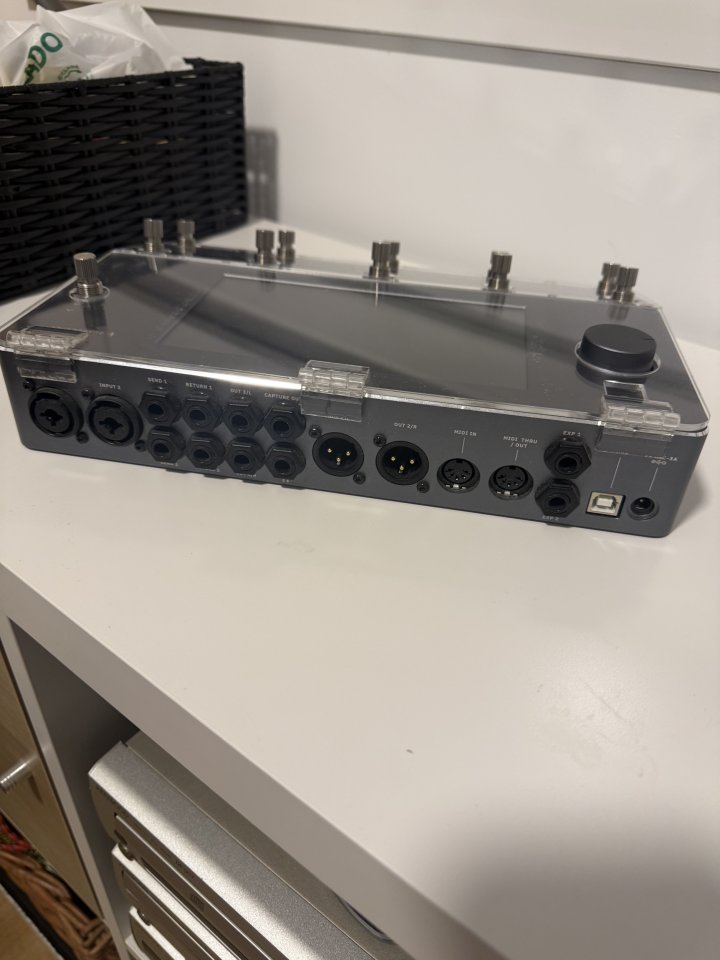 Neural DSP Quad Cortex de segunda mano · Foto 3 de 5 · Madrid · 1200 €