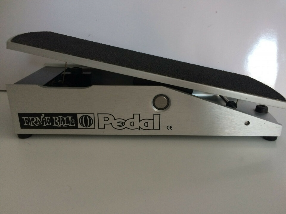 Pedal Ernie Ball 6166 expresión/volumen