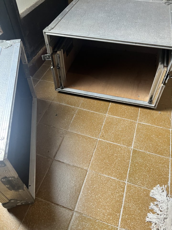 Flightcase para mesa de mezclas o similar de segunda mano · Foto 3 de 6 · Barcelona · 50 €