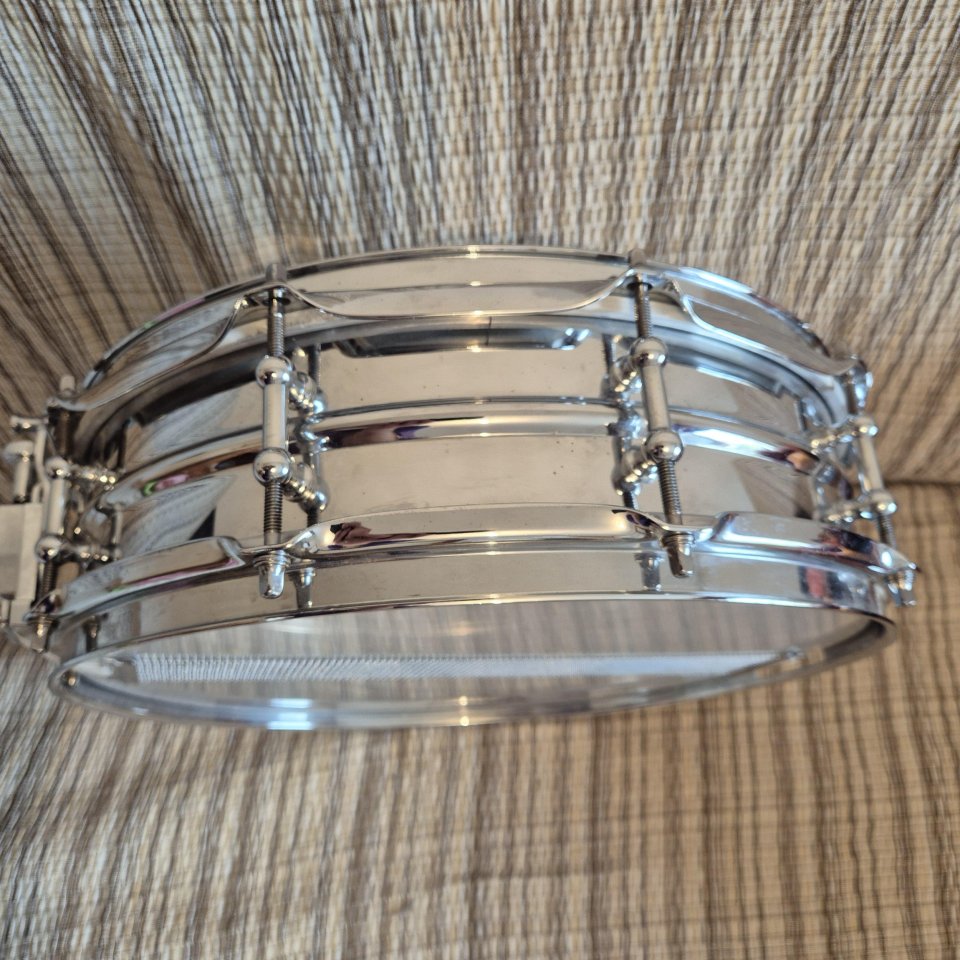 Caja LUDWIG LW0414SL Supralite 14"x4" de segunda mano · Foto 5 de 10 · Cantabria · 275 €