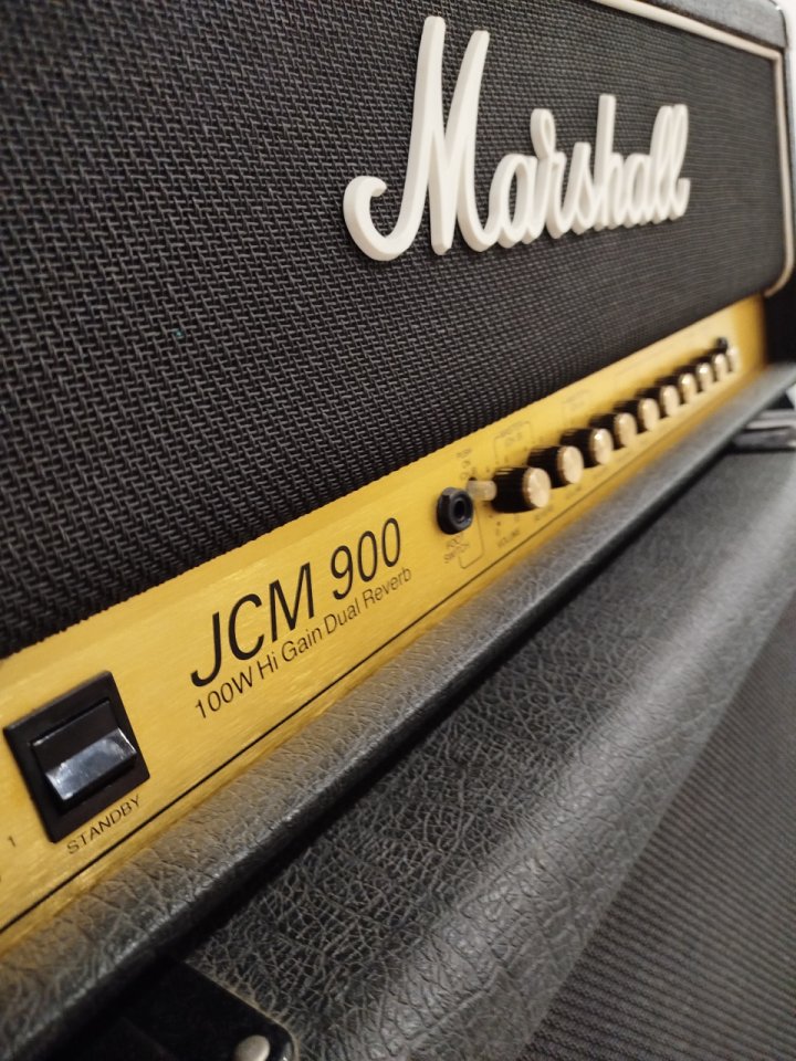 Marshall jcm 900 Hi gain dual reverb