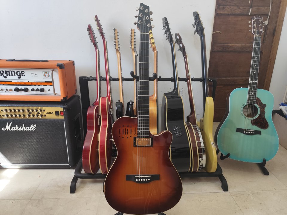 Vendo o cambio Godin A6ultra