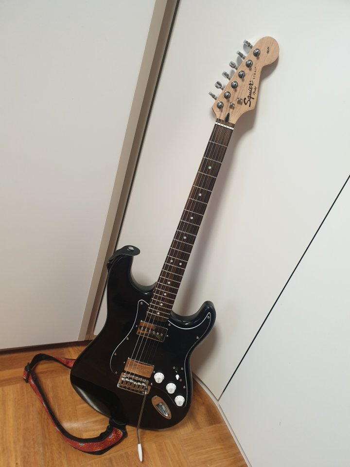 Squier stratocaster affinity con p90