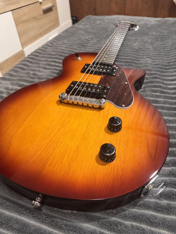 Sire L3 HH tabacco sunburst de segunda mano · Foto 2 de 10 · SC Tenerife · 460 €