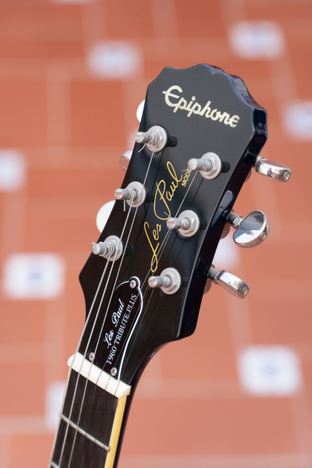 Epiphone Les Paul Tribute Plus Outfit Midnight Sapphire