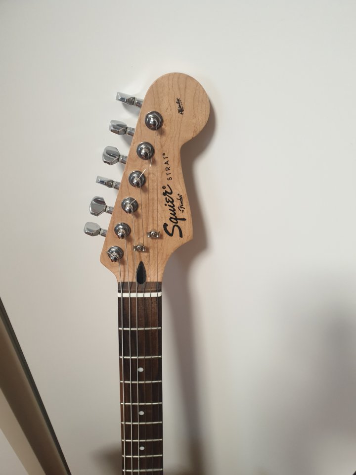 Squier stratocaster affinity con p90