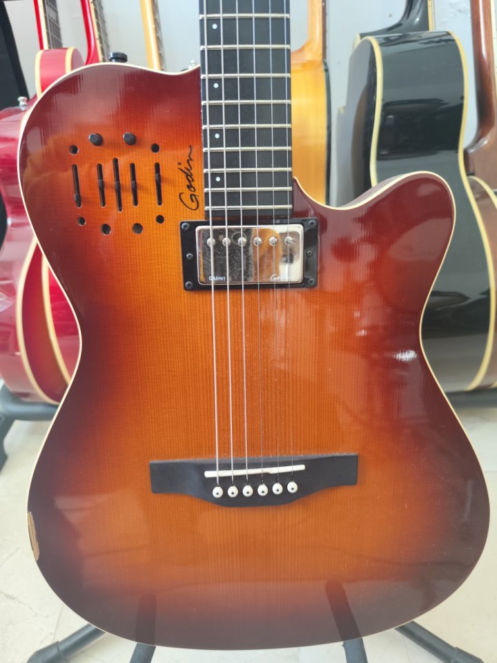Vendo o cambio Godin A6ultra