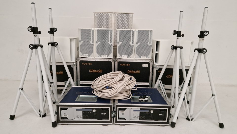 Lote Sonido NEXO PS10, PS8, L400, MPXAMP de segunda mano · Foto 1 de 10 · Madrid · 4800 €