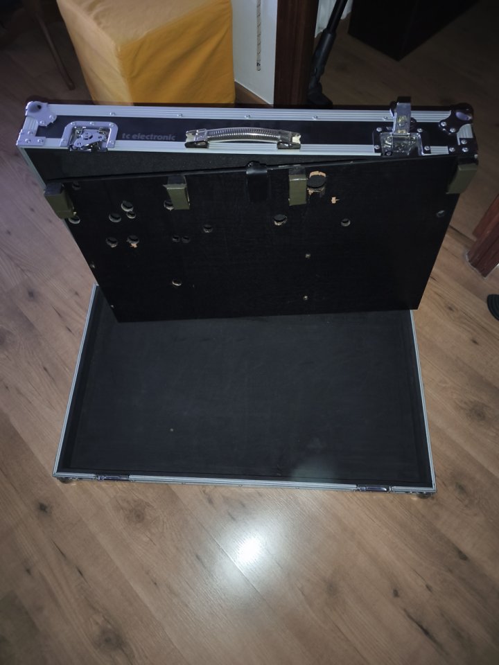 FLYCASE maleta pedalera. de segunda mano · Foto 4 de 4 · Asturias · 65 €