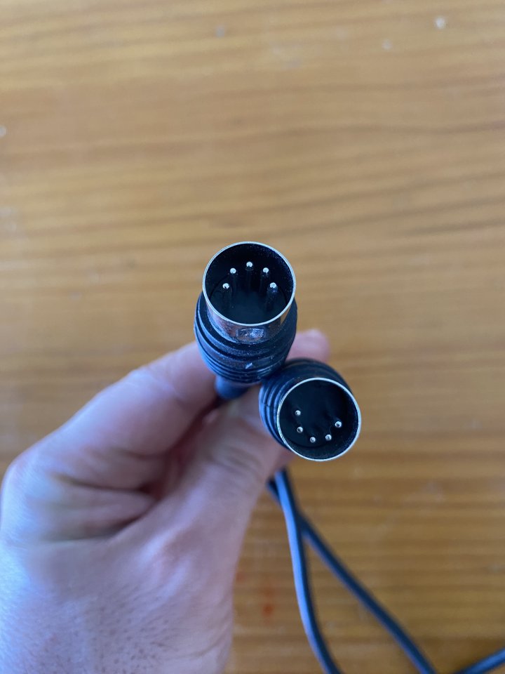 Cable MIDI 5 pines x2 cables