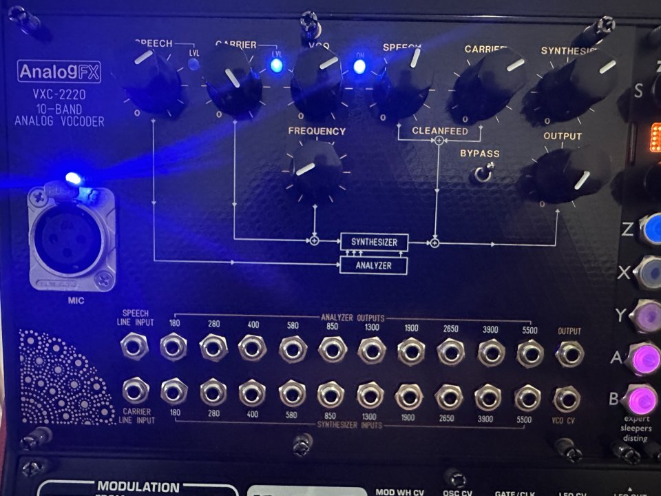 Vocoder ANALOGFX VXC-2220 - Eurorack - NUEVO de segunda mano · Foto 4 de 4 · Madrid · 430 €