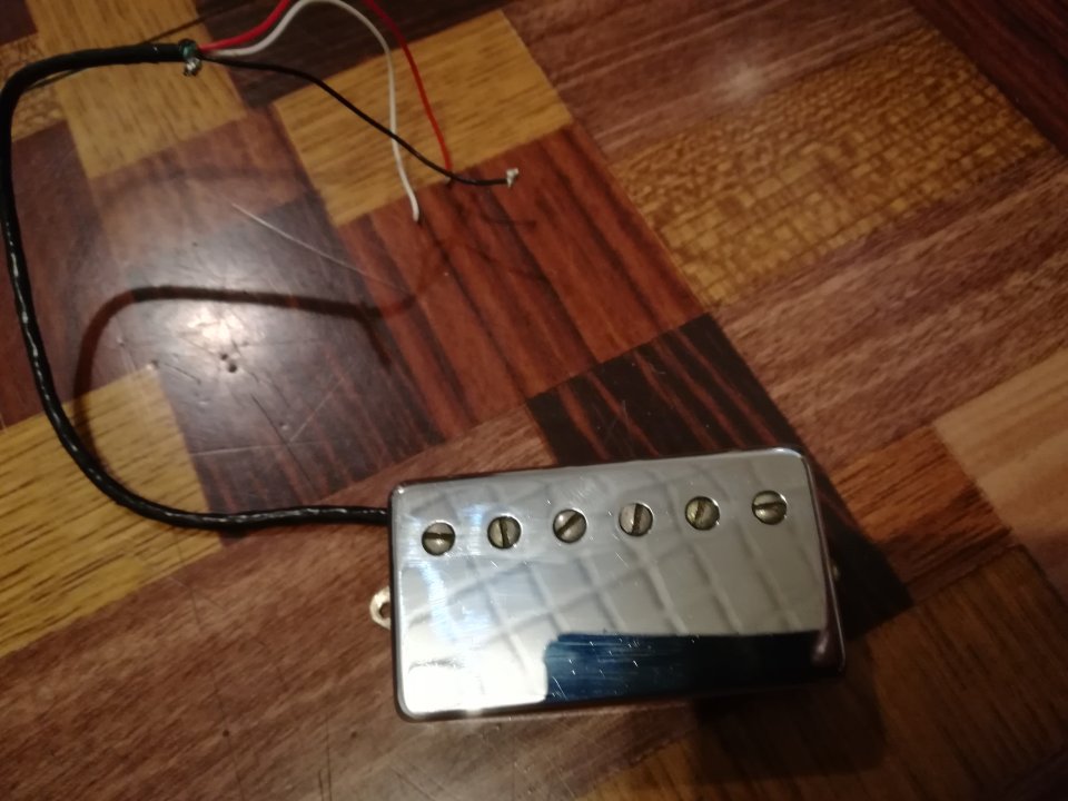 Tyler Shark Humbucker (para montaje directo sobre el cuerpo)