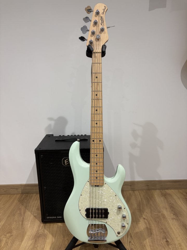 Sterling StingRay 5 Sub de segunda mano · Foto 1 de 4 · Córdoba · 500 €