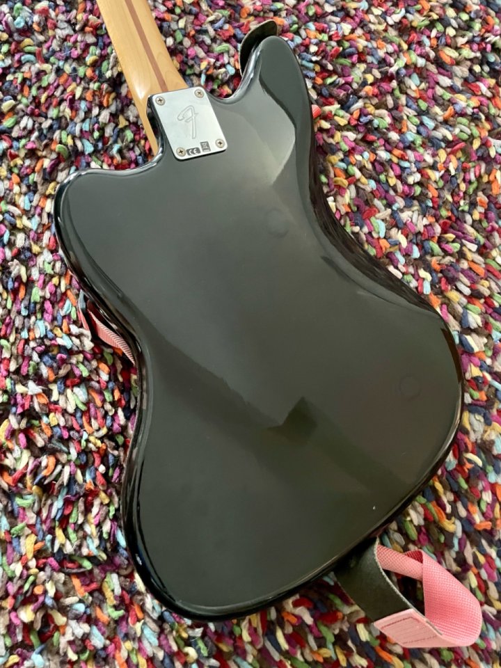Fender Player Jaguar PF BLK de segunda mano · Foto 8 de 8 · Madrid · 549 €