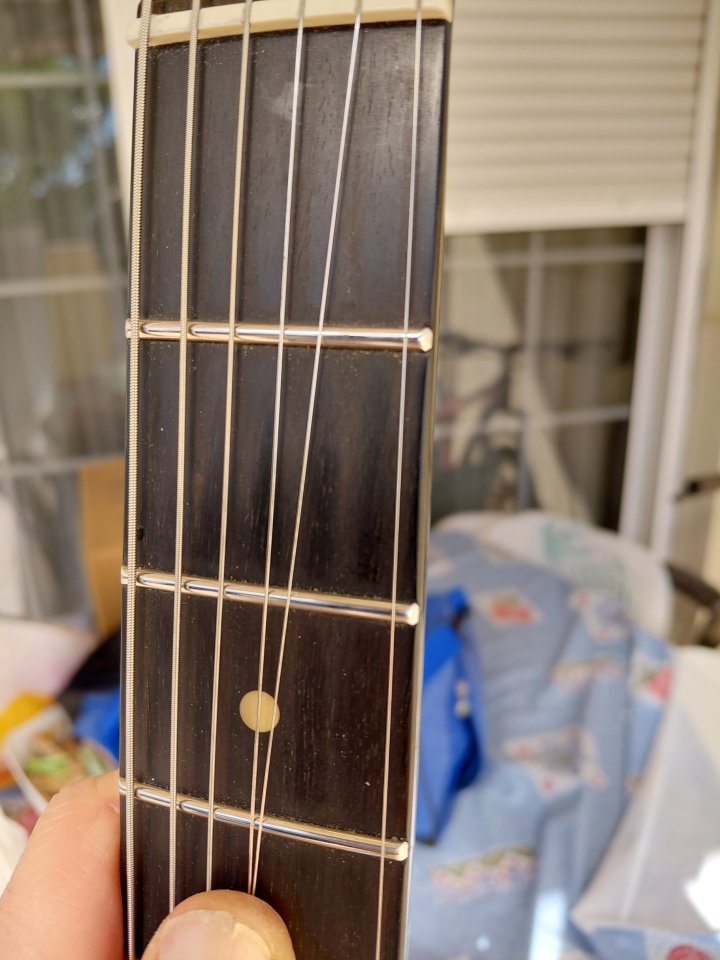 Harley Benton Fusion con Emegés