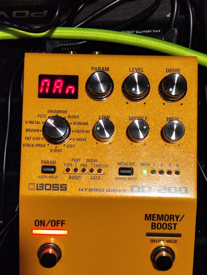 Pedal Boss od 200 de segunda mano · Foto 3 de 7 · Pontevedra · 145 €