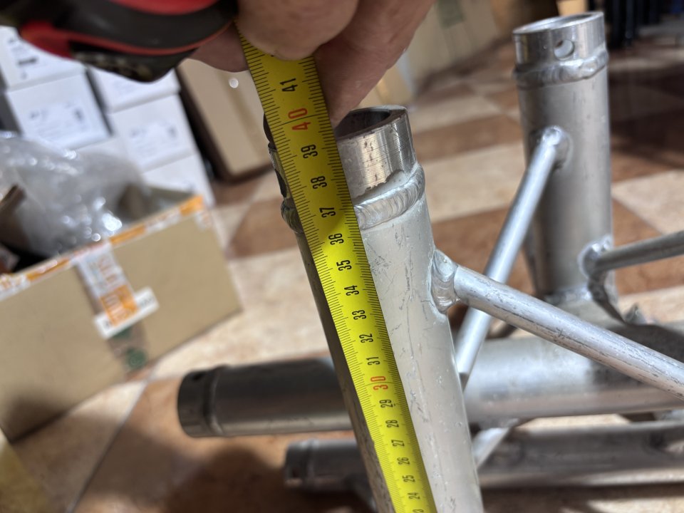 Trusses y accesorios de unión de segunda mano · Foto 3 de 10 · Cádiz · 1 €