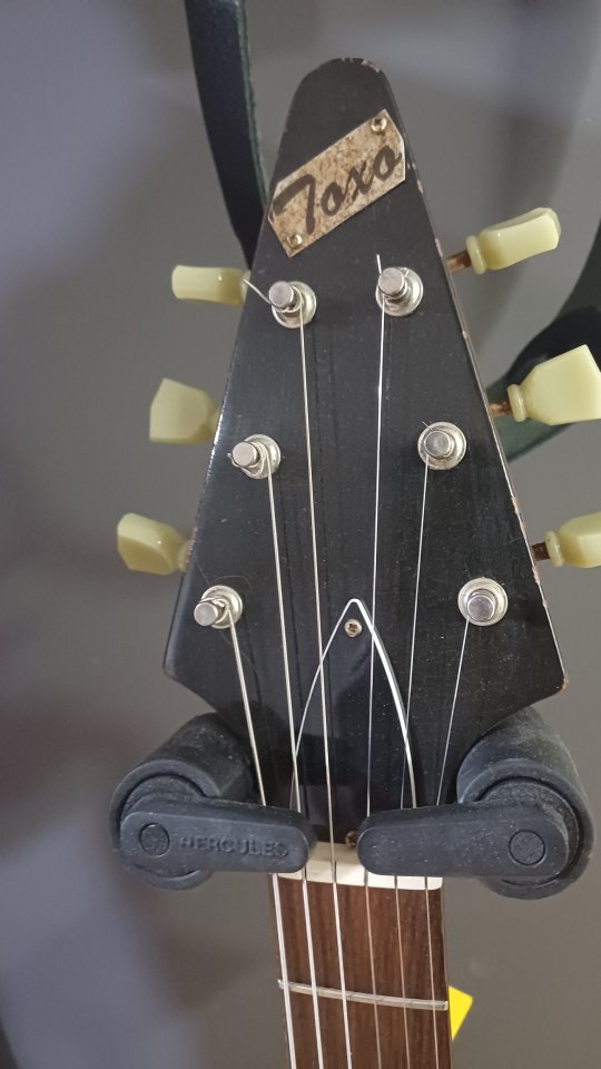 Flying V custom order Toxo luthier, como nueva.