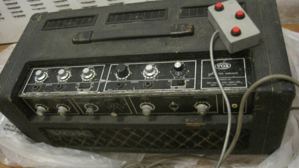 Cabezal Vox Supreme 200W vintage 60s de Los Archiduques