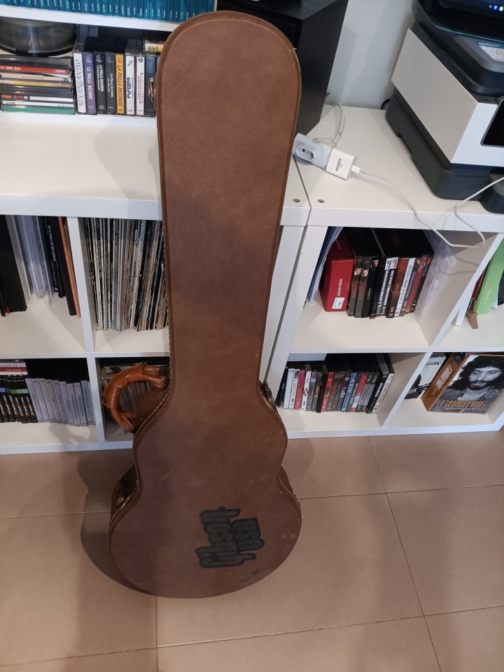 Gibson Les Paul Custom (1989) – Fabricada en Kalamazoo – Pastillas Tim Shaw – Estuche Protector Original de segunda mano · Foto 9 de 10 · Valencia · 2500 €