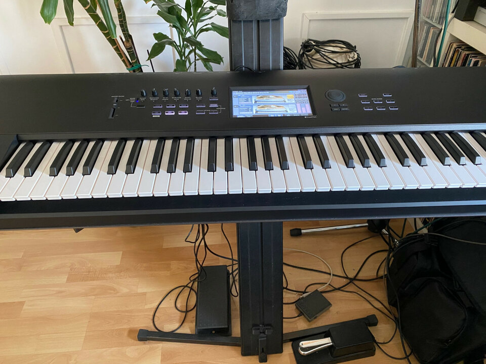 Korg Nautilus 73 Teclado Workstation