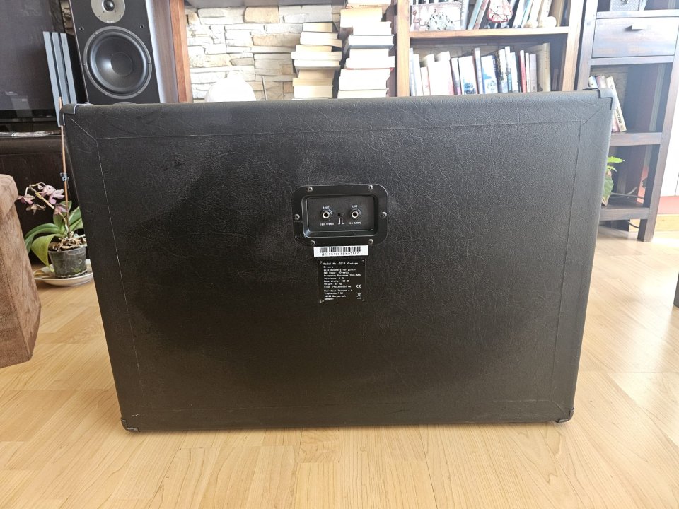 Pantalla Harley Benton Vintage G212 Celestion V30