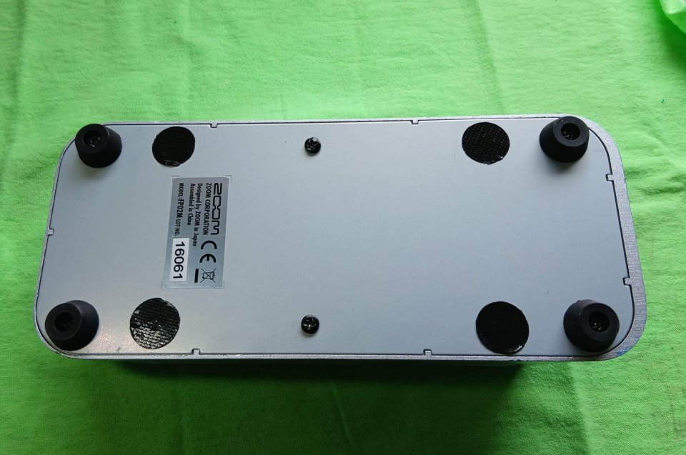 Pedal Expesion ZOOM FP02M    PORTES INCLUIDOS