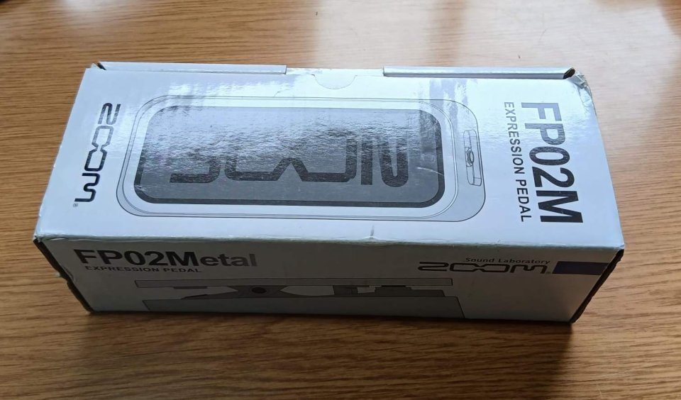Pedal Expesion ZOOM FP02M    PORTES INCLUIDOS
