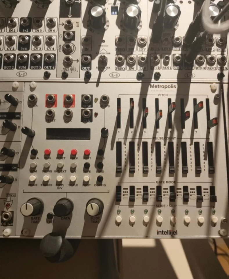 Intellijel Metropolis (leer descripción) de segunda mano · Illes Balears · 240 €