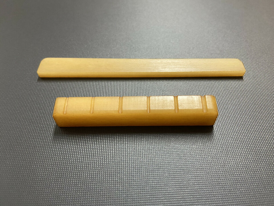 Cejuela Y Silleta Hueso Camello Guitarra clásica