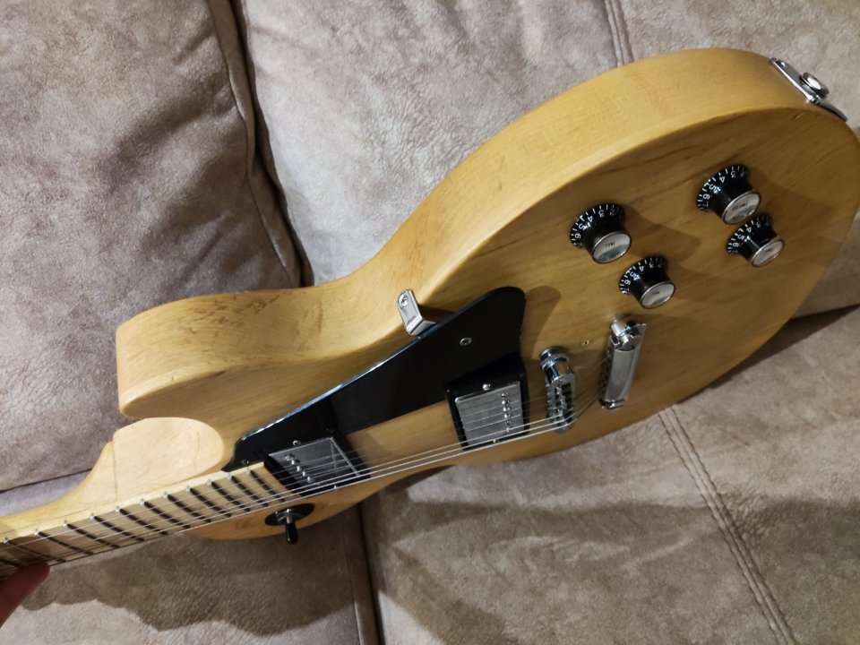 EN PROCESO DE CAMBIO DE COLOR - Gibson Les Paul Studio Raw Power