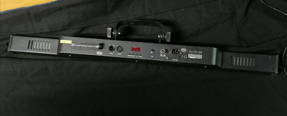 Barra LED DMX / Panel de efectos de luz IMG Stage Line RGBL-412DMX