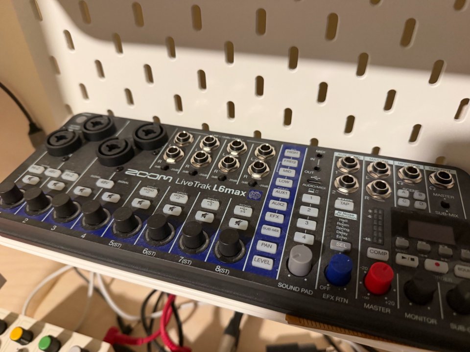 Zoom L6 Max de segunda mano · Foto 2 de 2 · Madrid · 300 €