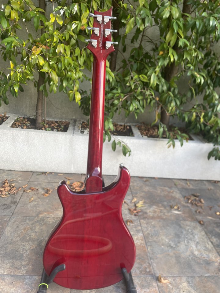 2011 PRS SE Custom Semi-Hollow Limited Run Bigsby (B5) - Red Scarlet de segunda mano · Foto 5 de 10 · Pontevedra · 1000 €