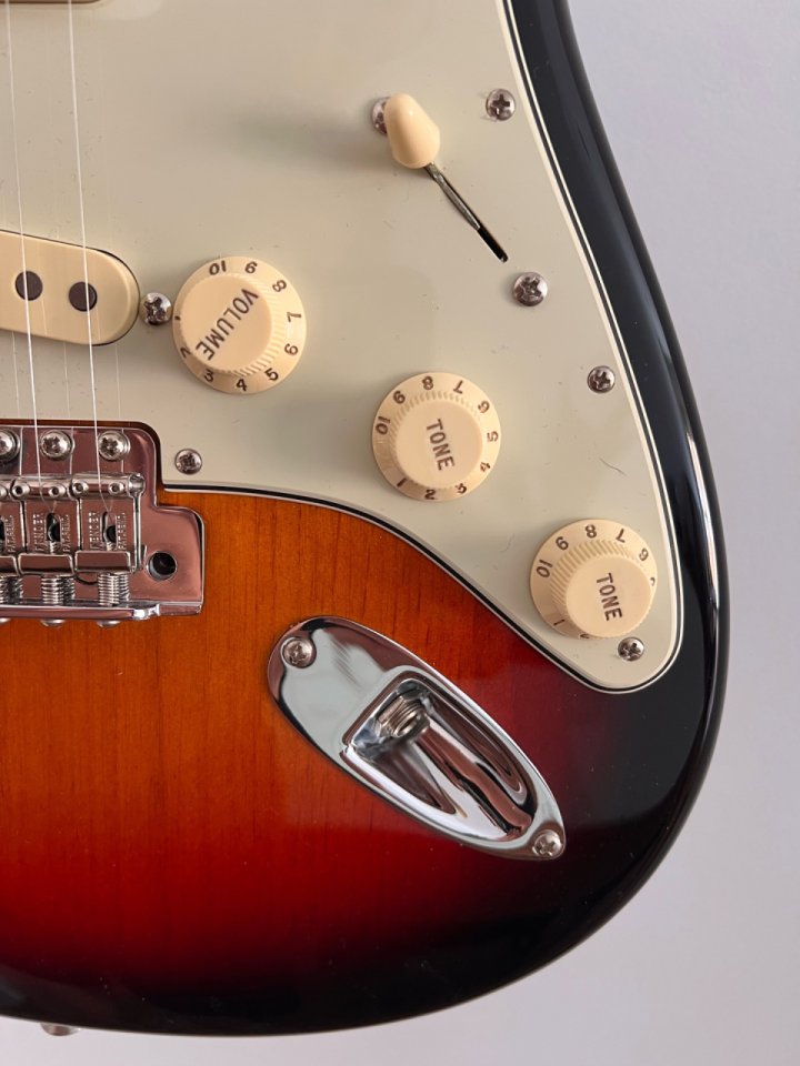 Fender AM orig 60s strat RW 3TSB de segunda mano · Foto 6 de 9 · Alicante · 1850 €