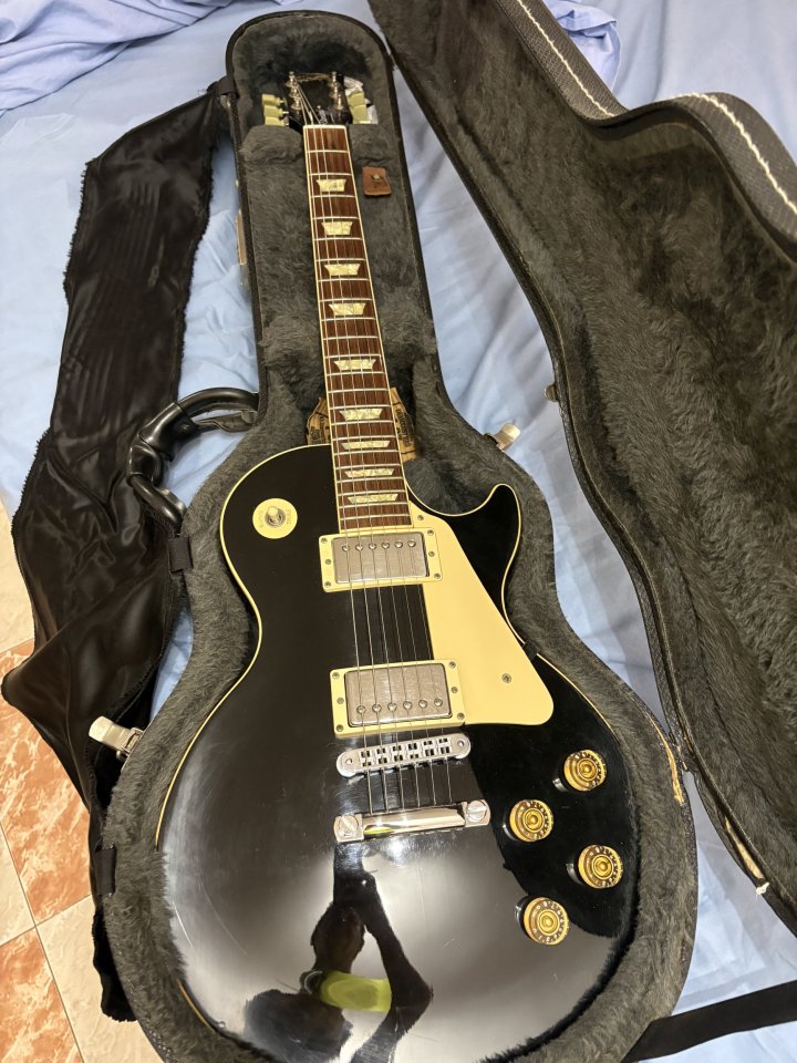 Gibson standard de 1990 ebony de segunda mano · Foto 2 de 10 · Illes Balears · 2800 €