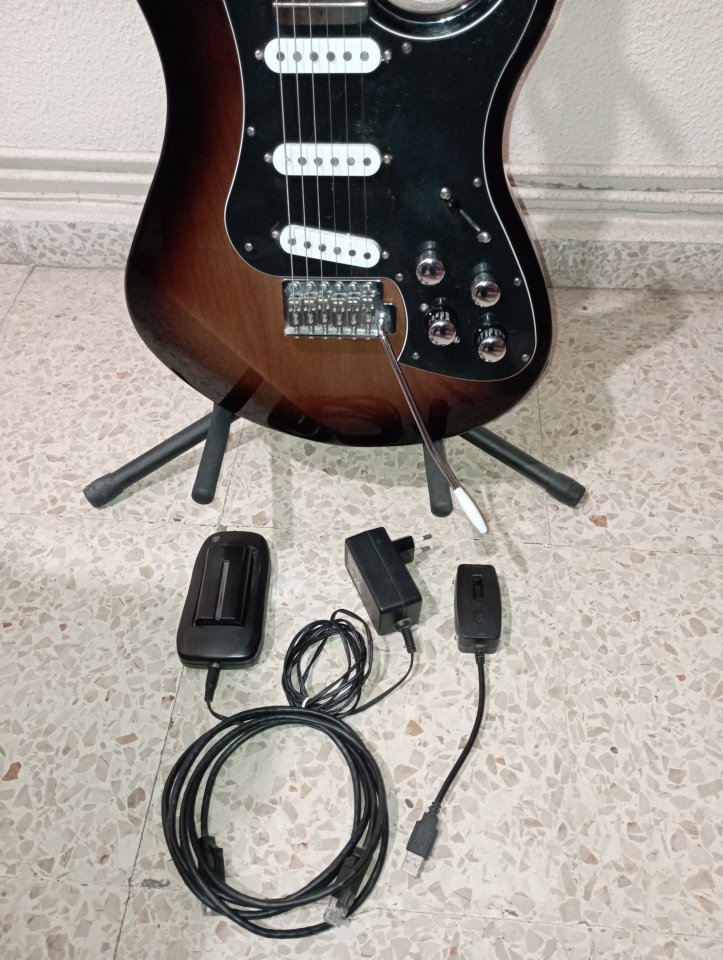 Guitarra VARIAX STANDAR de segunda mano · Foto 6 de 6 · Madrid · 325 €
