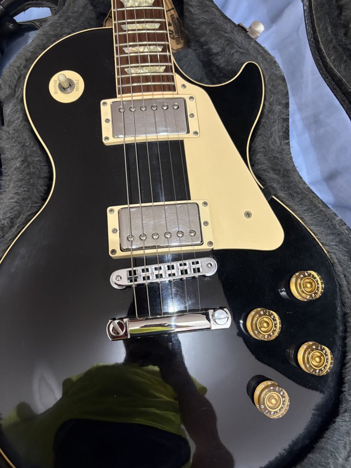 Gibson standard de 1990 ebony de segunda mano · Foto 3 de 10 · Illes Balears · 2800 €