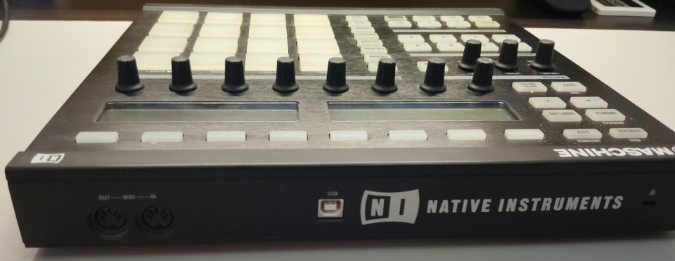 Native Instruments Maschine MK1 de segunda mano · Foto 6 de 10 · Valencia · 50 €