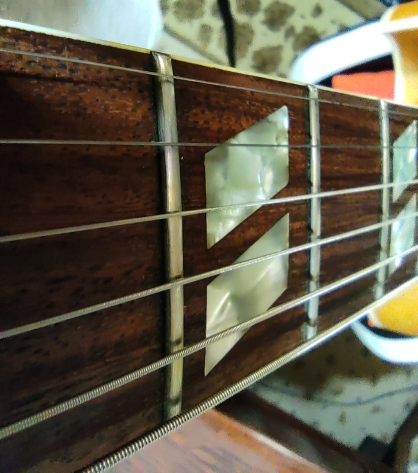 GIBSON ES175D de 1976 madera clara REBAJADA de segunda mano · Foto 4 de 10 · Valencia · 3800 €