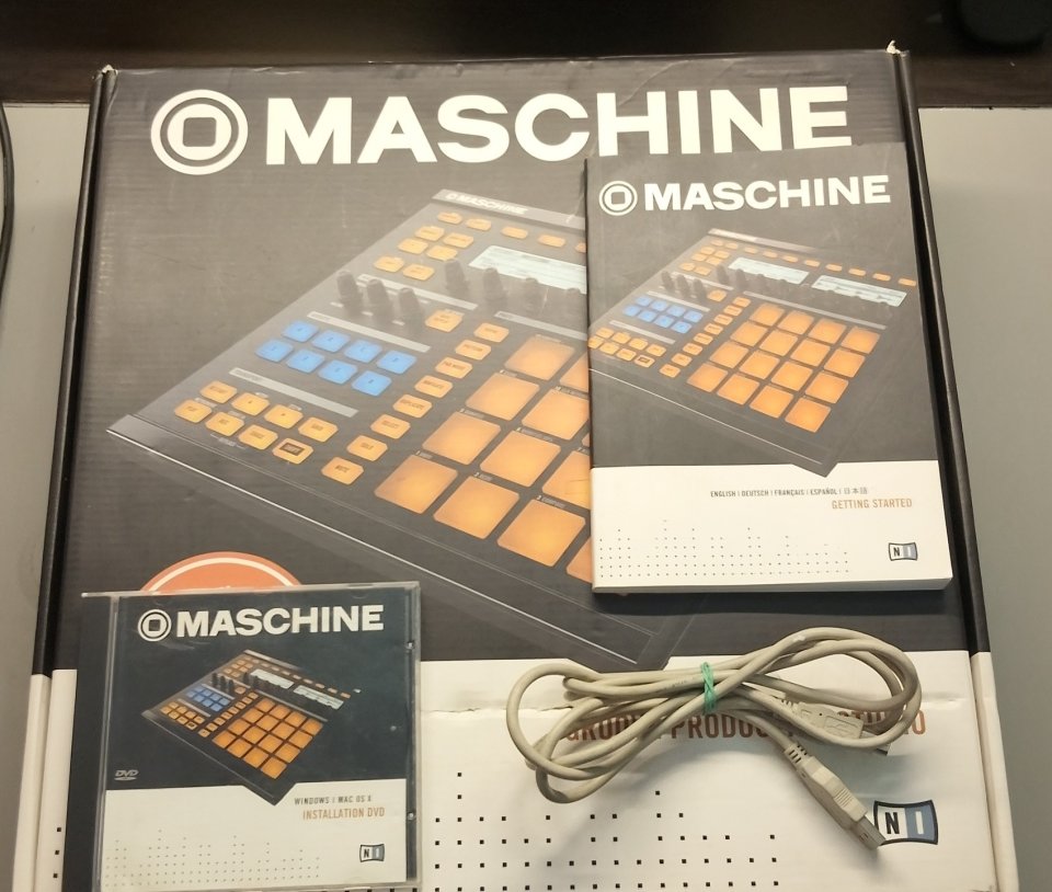 Native Instruments Maschine MK1 de segunda mano · Foto 9 de 10 · Valencia · 50 €