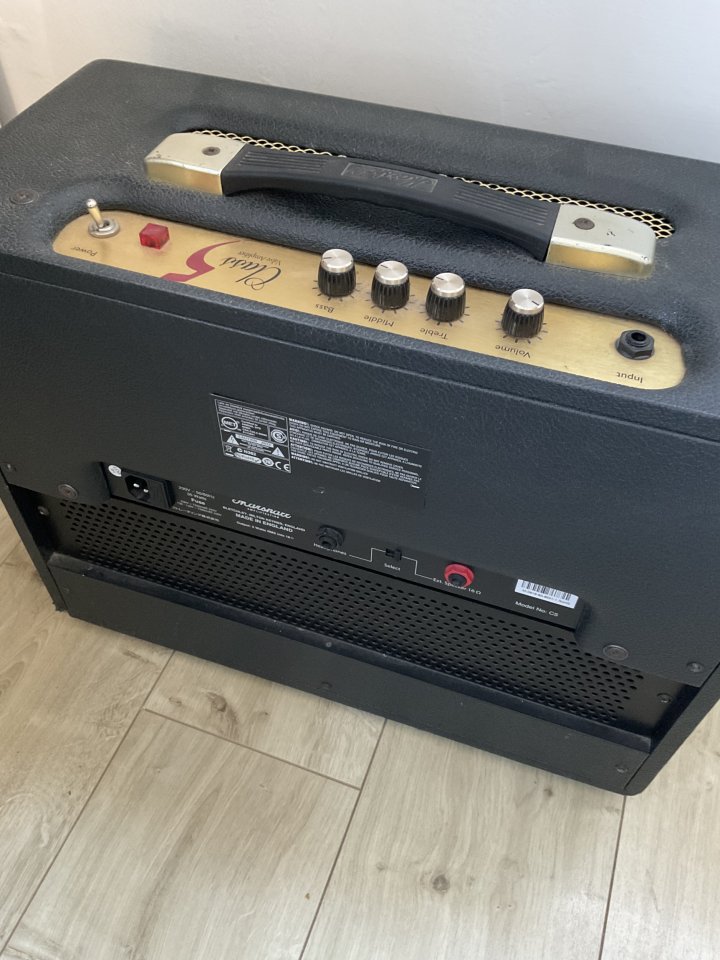 Marshall Class 5 de segunda mano · Foto 2 de 5 · Sevilla · 400 €